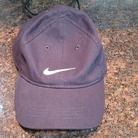 Vibrant MIU Distressed shorts and Free Baseball Ca - Picture 5 of 8